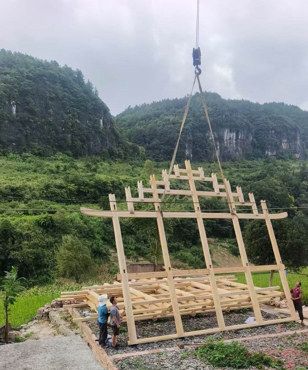 前锋区汽车吊出租公司怎么保证发动机散热问题